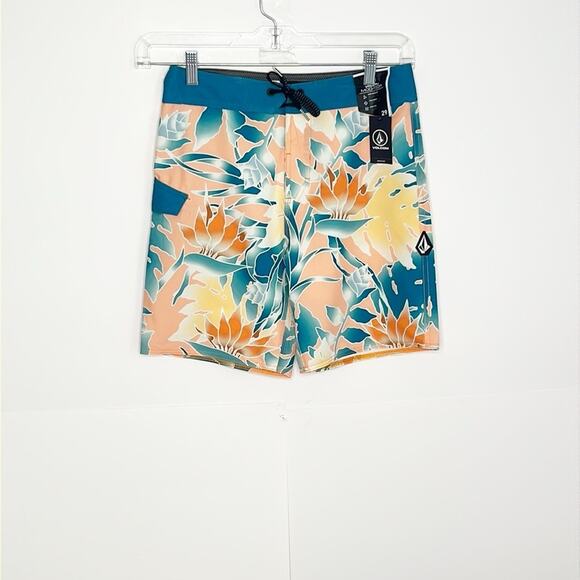 Boys Volcom Swim Trunks Size 18 - Picture 1 of 5